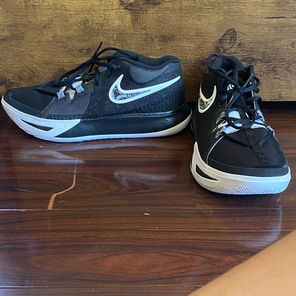 Nike Kids Black and White Sneakers